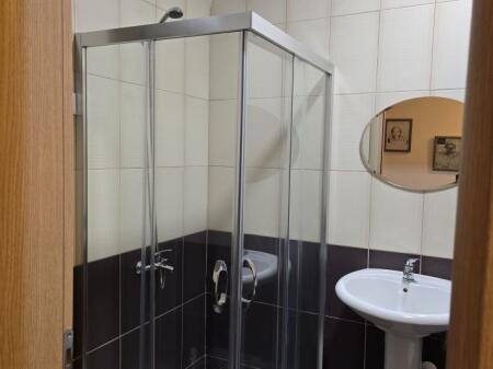 JEPET ME QIRA APARTAMENT 2+1+2 TEK PALLATET CABEJ