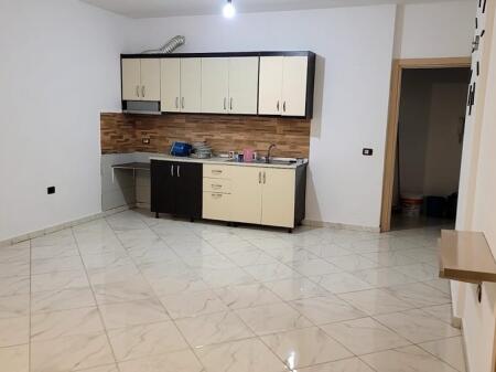 🏠 Me Qira | Apartament 2+1 | Astir Pjeserisht i mobiluar