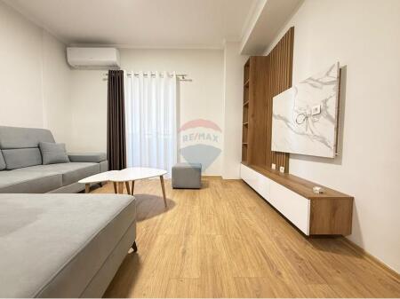 Apartament 2+1 me qira tek Zogu i Zi