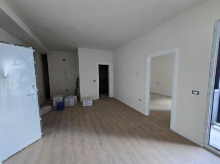 Apartment 1+1 for rent at Kika 2/Paris Commune.