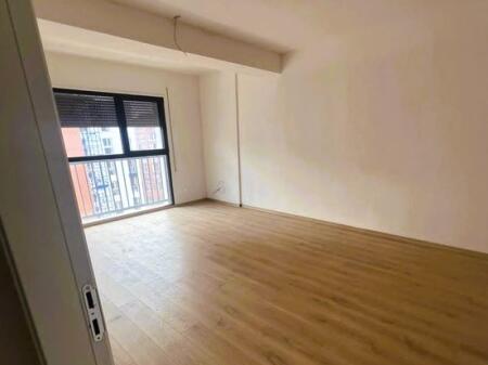 Apartment 2+1+2+ parking space for residential or office use at New Boulevard !