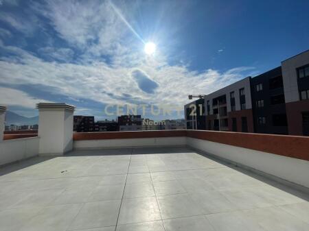 Attico 2+1 con veranda panoramica ad Astir – Urban Gate!