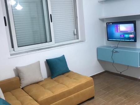 Monolocale in vendita presso l'ex ristorante Durazzo (ID BSHG29) Tirana