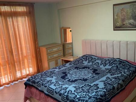 JEPET ME QIRA APARTAMENT 2+1 PAZARI I RI