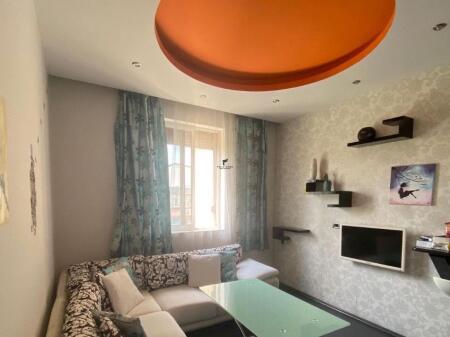 APARTAMENT ME QERA 2+1 RRUGA E DURRESIT 600 EURO