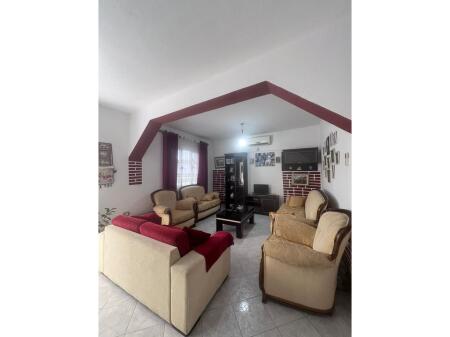 In vendita, Villa su 3 piani, 5 Maji, Tirana.