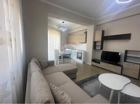 Appartamento 1+1 in affitto in Via Dibra, vicino a Villa Gold!