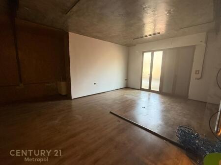 OFFICE SPACE FOR RENT, MYSLYM SHYRI!