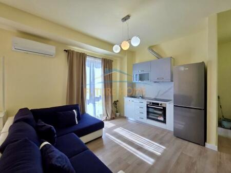 For rent, studio apartment near Myslym Shyri, Gardenia Complex!