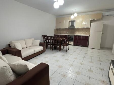 🏡Kombinat, Karburant Eida, casa in affitto 1 piano 2+1, arredata 50.000 Leke  