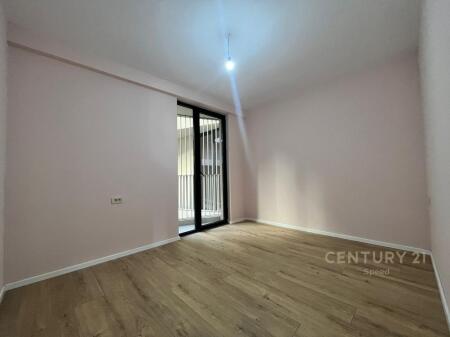 Locale ufficio in affitto 2+1, Residenza Mine Peza!!
