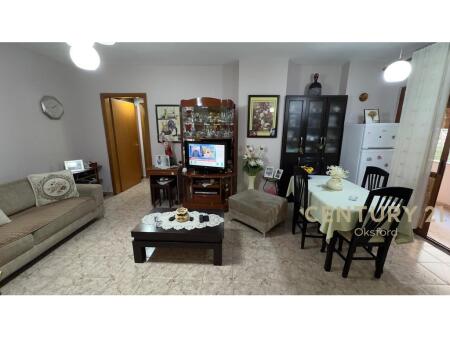 Appartamento 1+1 in affitto, in "Rruga e Bogdaneve"!