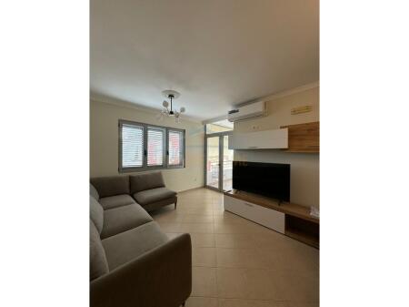 Affittasi Super Appartamento 3+1+2+Parcheggio in Affitto, Fresk, 600€