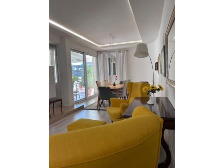 Attico 2+1+2 in affitto a Ish - Bllok 1.700 € /Mese