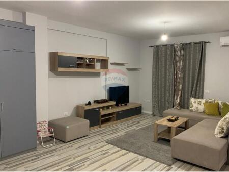In vendita appartamento 2+1 Yzberish vicino al complesso Grand Gallery!