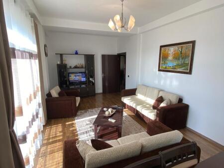 🏠 Jepet me Qira Apartament 1+1