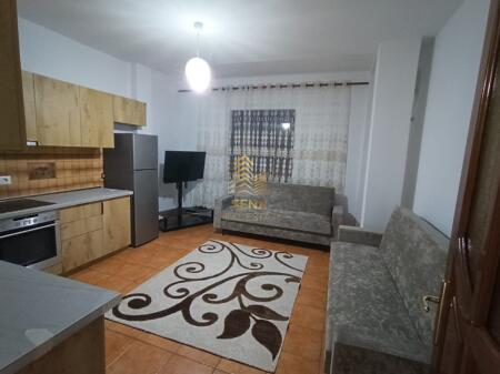 Affitto, Appartamento 3+1+balcone+2wc, Kinostudio, 50.000 ALL/mese