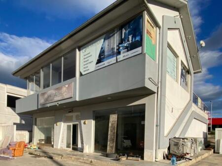 🏢 Locale Commerciale in Affitto – TEG, Tirana
