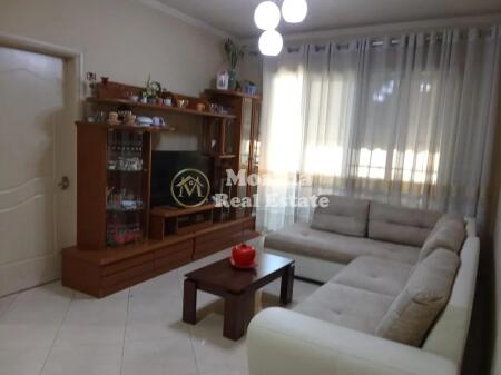 Qera Apartament, 1+1, te Kopeshti Botanik, 650 Euro/Muaj