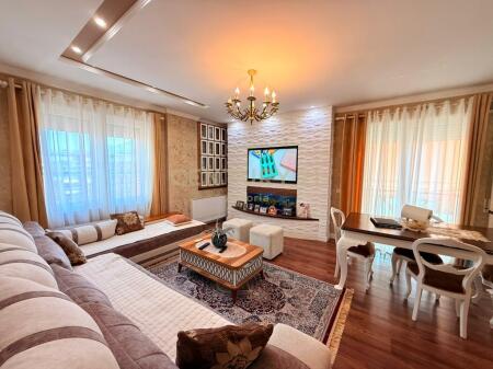 Shitet apartament premium 2+1+2+post parkimi ne kompleksin Sima Com, Unaza e re. 320,000 € /Muaj