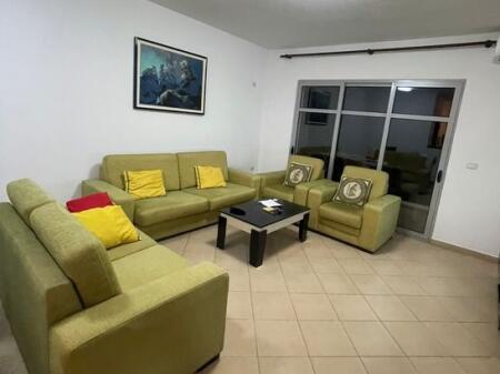 Qera , Apartament , 2+1 , Shkolla e Kuqe , Tirane .