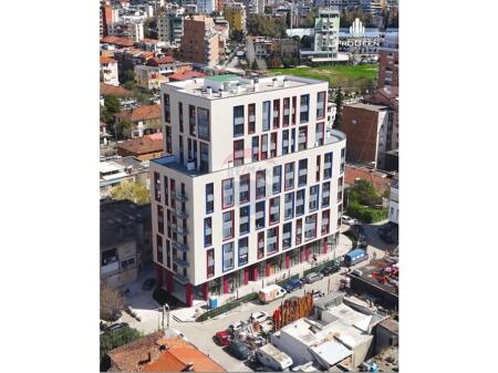 Garazh i Ndarë - Për Shitje - Komuna e Parisit, Tiranë