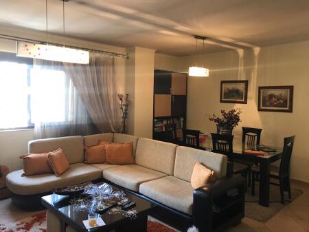 Jepet Apartament me qera