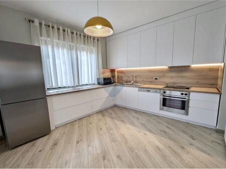 APARTAMENT 3+1+3 TUALETE ME QIRA PRAN NOBIS