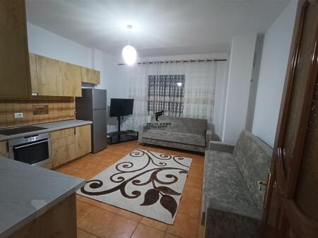 APARTAMENT ME QERA 3+1 KINOSTUDIO 50.000 LEKE