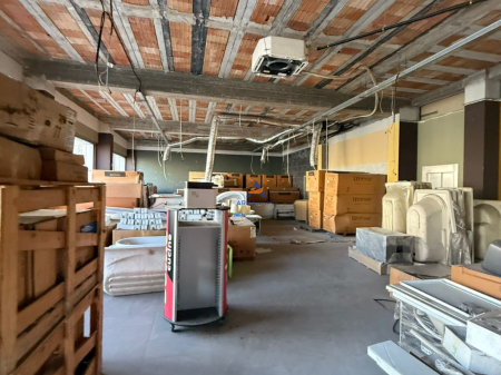BUSINESS PREMISES FOR RENT 330M2 "ROAD SIDE"AUTOSTRADE-DURRES" 6430 EURO