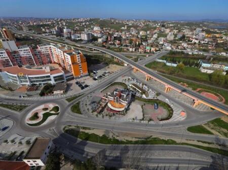 SHITET TOKE TRUALL BUZE RRUGE NE PLEPA DURRES