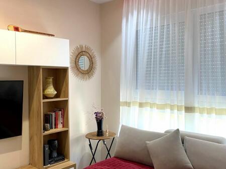 For rent 2+1 in the Mangalem Complex