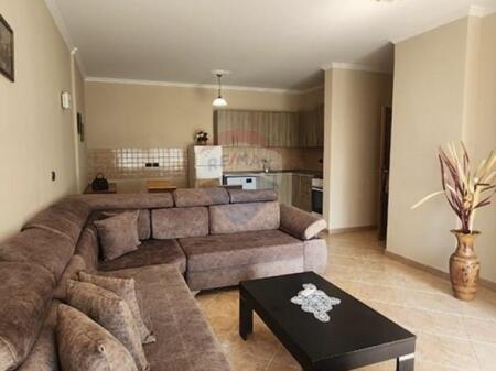 Jepet me qira apartament 1+1 ne Bllok
