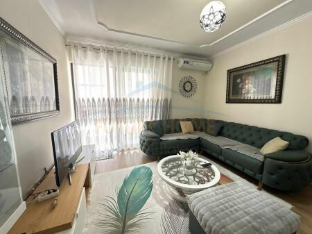 Qera Apartament 2+1 Misto Mame, te KMY