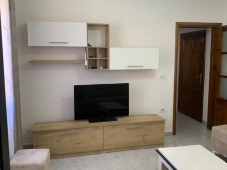 Jepet Hyrje me qera 1+1 ne Durres
