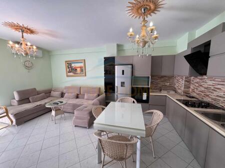 Shitet , Apartament 1+1 , Misto Mame, Tiranë