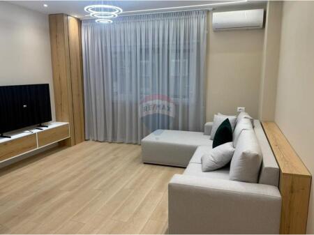 Apartament 2+1+2 per shitje Myslym Shyri