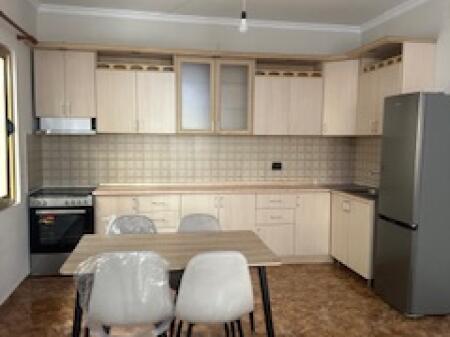 Duplex 2+2+🅿️ ad Astir vicino al pozzo piano 1-2 ville con 550€