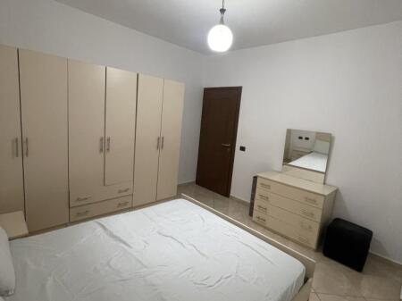 Appartamento 2+1+1 con Balcone in Affitto