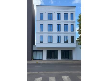 ALI DEM, MULTIFUNCTIONAL OBJECT FOR RENT - FOUR FLOORS!