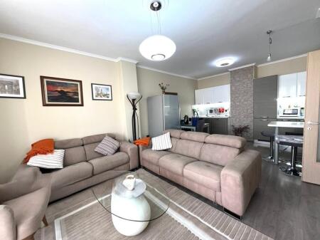 Ofrojme apartamet 3+1 me qira tek Hipoteka! 750 € /Muaj