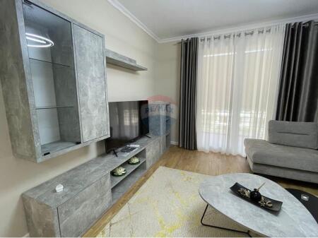Jepet me qira apartament 2+1, Rruga Gramoz Pashko