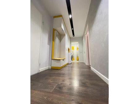 Qira,Apartament Lux 2+1+2 , Kompleksi Tower Bridge 3 te Rruga e Dibres 650 € /Muaj