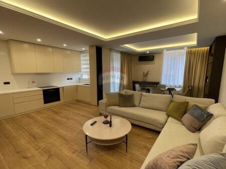 APARTAMENT 2+1+2 PËR QIRA – QENDËR, PËRBALLË TOPTANI CENTER