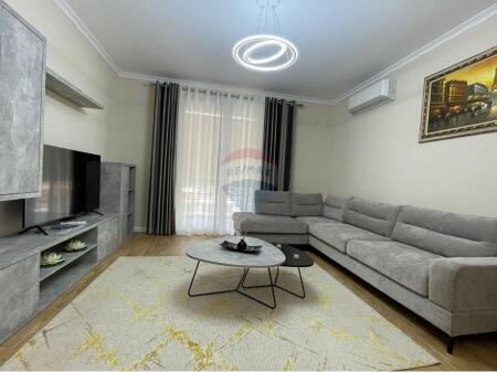Jepet me qira apartament 2+1, Rruga Gramoz Pashko