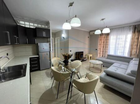 Shitet Apartament 2+1, Unaza e Re