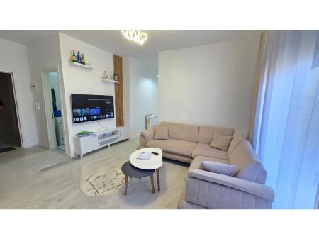 Jepet me Qira Apartament 2+1+2 ne Don Bosko! 750 € /Muaj