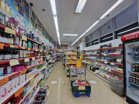 Unità di Servizio in Affitto – Ex Esposizione/ Tribunale Distrettuale di Tirana