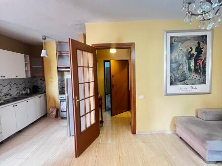 Apartament 1+1 me qira Rruga e Bogdaneve