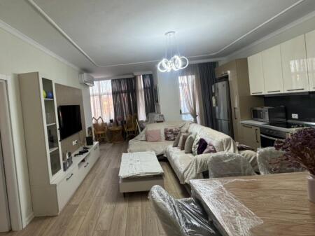 Jepet me qera Apartament 3+1 +2   ID 13729